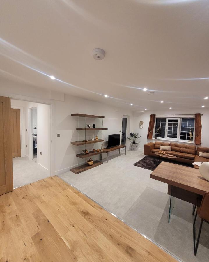 Luxury 1 Bed Apartment In The Heart Of Rochester Wainscot Ngoại thất bức ảnh