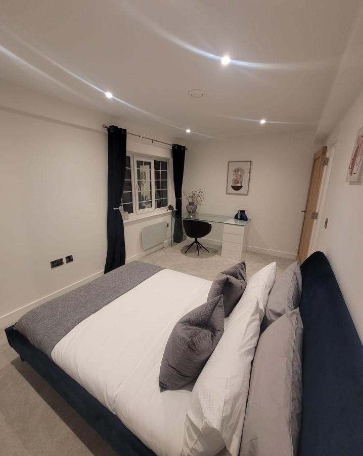 Luxury 1 Bed Apartment In The Heart Of Rochester Wainscot Ngoại thất bức ảnh
