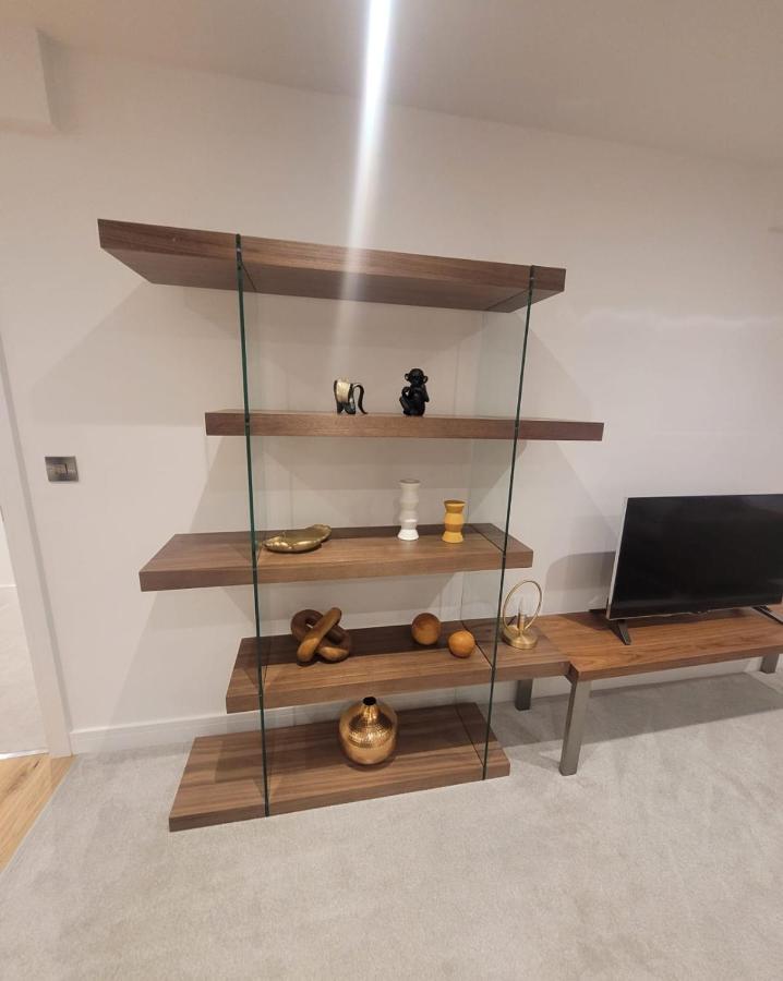 Luxury 1 Bed Apartment In The Heart Of Rochester Wainscot Ngoại thất bức ảnh